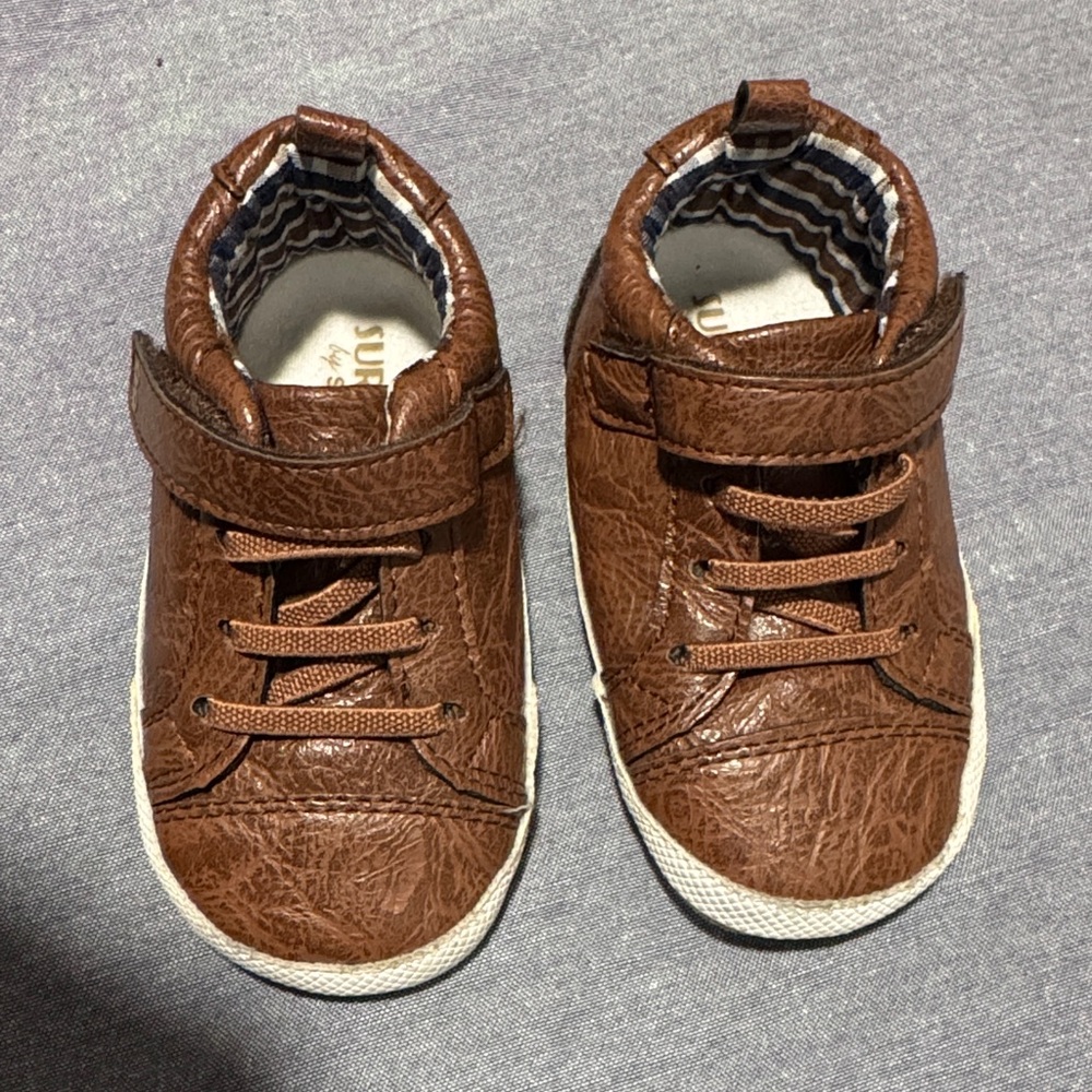 Baby shoes